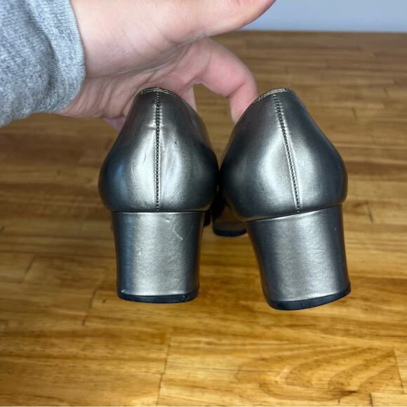 Salvatore Ferragamo Vintage Silver Square Toe Block Heels Size 8.5 - Picture 5 of 7